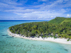 Aerial view of Pacific Resort Aitutaki and Aitutaki Lagoon